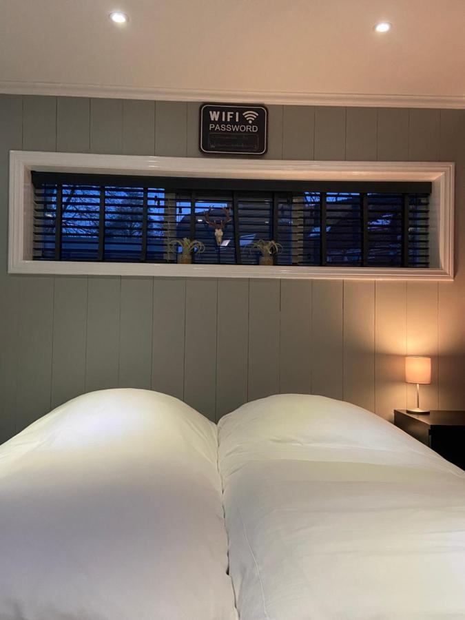 Waterland Suite โมนนิคเคินดาม ภายนอก รูปภาพ